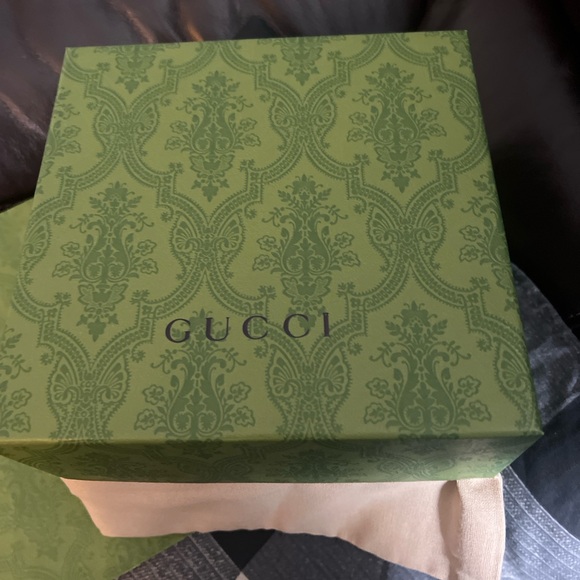 Gucci Maramount silver buckle reversible belt - Picture 12 of 13